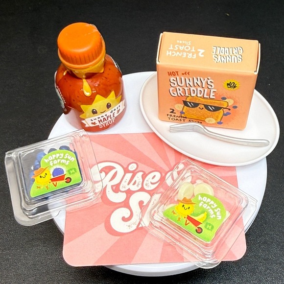 MGA Mini-Verse *Make It Mini Food *Diner Series 1* French Toast - Picture 4 of 5